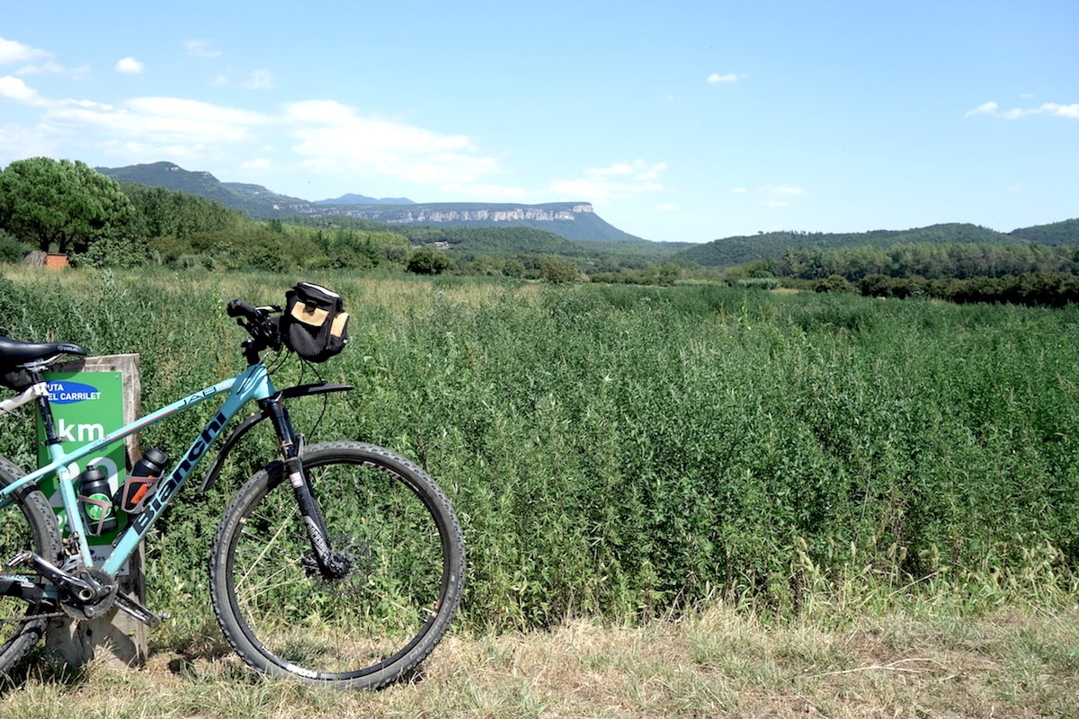 Fietsen over de Ruta del Carrilet van Olot naar Girona