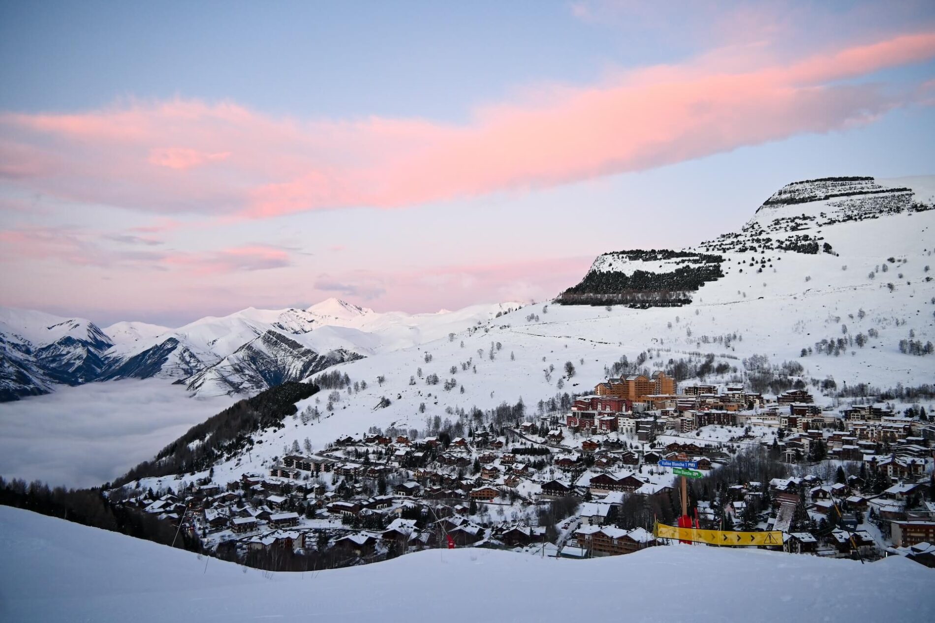 Zonsondergang skipiste